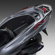 Pcx 125 2021 Karbon Desen Kırmızı Kuyruk Sticker