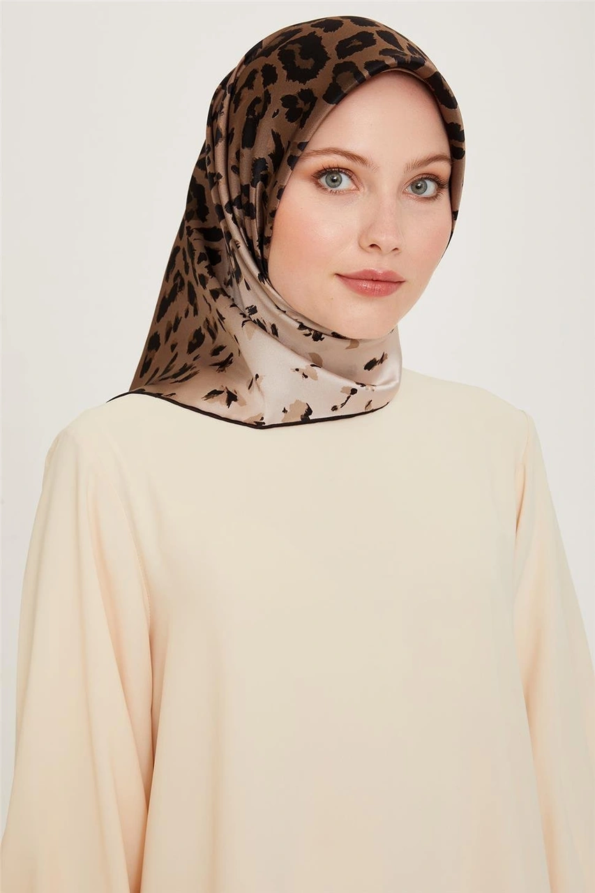 Armine Leopar Desenli Twill Saf İpek Eşarp 9249d 03 Çok Renkli