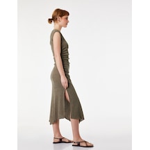 Koton Drape Detaylı Asimetrik Kesim Bisiklet Yaka Kolsuz Midi Elbise Haki 6sal80121ık Haki