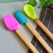 3'lü Renkli Bambu Saplı Silikon Uçlu Spatula Fırçalı Kaşık Seti - Al5156 Çok Renkli