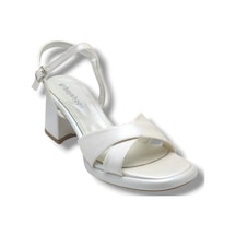 Erbay 405-26 Cilt Deri Çapraz Bant Kalın Topuk Anatomik Kadın Sandalet 7cm Beyaz