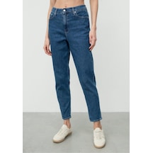 Calvin Klein Kadın Normal Bel Boru Paça Günlük Kullanım Mavi Jeans J20j221589-1bj-7861 Mavi