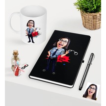 Kişiye Özel Kadın Polis Karikatürlü Siyah Defter Kalem Kupa Seti Siyah