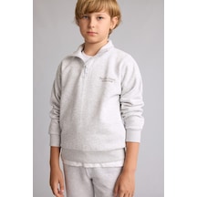 Defacto Regular Fit Yarım Fermuarlı Dik Yaka İçi Yumuşak Tüylü Yazı İşlemeli Sweatshirt Erkek Çocuk H9689a826wngr400 Gri-gr400
