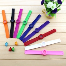 Symbee Dışarıda Spor Yaparken Bitlerden Koruma: Gıda Kalitesi Silikon Bilezik, Bitkisel Esansiyel Yağlı, 2 Dezenfektan Bloklu Rastgele Renk