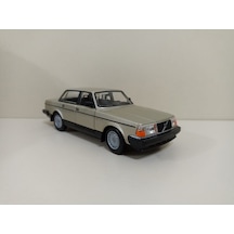 Volvo 240 Gl Gold Metallic 1 24 Ölçek Model Araba
