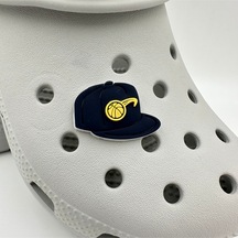 Crocs Terlik Süsü Ve Aksesuarı , Çanta Süsü Jibbitz3d Kabartma Şapka Kep 09 Görsel Figür Aksesuar Laci-beyaz-sarı