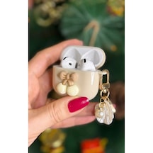 Airpods 4. Nesil 2024 Uyumlu Silikon Sevimli Figürlü Kılıf Krem