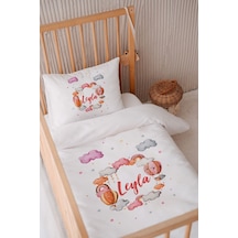 %100 Pamuk Saten Isme Özel Isimli 100x150 Bebek Yatak Nevresim Seti Pembe Balon Ve Süslü Bulutlar