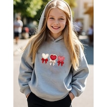 Uyguntarz Lolipop Desenli Kalp Baskılı Oversize Çocuk Sweatshirt Gri Uyguntarz Lolipop Desenli Kalp Baskılı Oversize Çocuk Sweatshirt Gri