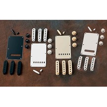 Fender 0991363000 Stratocaster Manyetik Kapağı Seti Siyah 3 Adet Siyah Manyetik Kapağı Stratocaster Modifiye Ve Yedek Parça