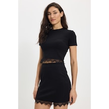 Tudors Kadın Slim Fit Dar Kesim Pamuklu Bisiklet Yaka Dantel Detaylı Siyah Etek Tişört Takım-50455