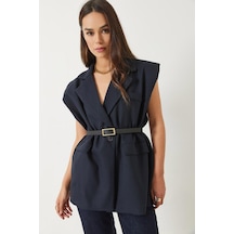 Shade Kadın Cep Detaylı Kemerli Vatkalı Oversize Astarlı Blazer Yelek 11143 60281003 - Lacivert