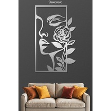 Kadın Ve Gül Metal Duvar Tablosu - Metal Duvar Sanatı - Krom - 30 X 50 Cm