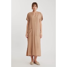 Vitrin Yanları Yırtmaçlı Çift Cep Elbise Camel