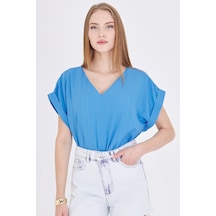 Armonika Kadın Mavi V Yaka Yanları Yırtmaçlı Arkası Uzun Duble Kol Detaylı Oversize Bluz Arm-24y001074