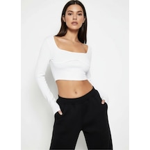Merlot Kadın Dikiş Detaylı Uzun Kollu Crop Bluz Beyaz