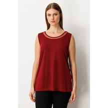 On Kadın Büyük Beden Yakası Tül Detaylı Kolsuz Basic Bluz 61311 Bordo Bordo On Kadın Büyük Beden Yakası Tül Detaylı Kolsuz Basic Bluz 61311 Bordo Bordo