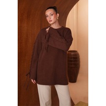Balenbi Kadın Bisiklet Yaka Kol Detaylı Bağcıklı Oversize Sakallı Triko Tunik 8426 - Premium Seri Kahverengi