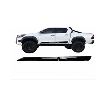 Toyota Hilux 2015+ Slim Kapı Koruma Dodik Parlak Siyah Yan Gövde Koruma Aksesuarı