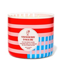 Strawberry Daiquiri Büyük Mum 411 G Beyaz