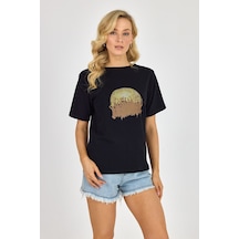 Yapay Zeka Tasarım Dijital Özel Baskılı %100 Pamuklu Penye Regular Fit T-shirt SIYAH