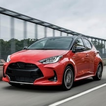Ön Cam Silecek Takımı 60x40cm Yaris İle Uyumlu 2020-2024