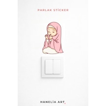 Priz Üstü Namaz Kılan Kız Çocuk Sticker Parlak Duvar Sticker Çocuk Odası Dekoru Çok Renkli