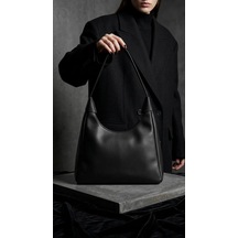 Siyah Yumuşak Mat Deri Görünümlü Tek Gözlü Omuz Çantası 33x22 Cm Kadın Günlük Çanta - Lisinya