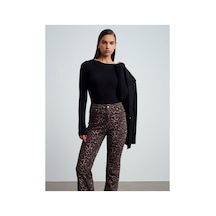 Siyah