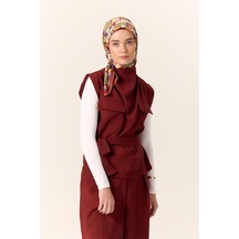 Silk Home Organik Pamuk İpek Eşarp Lacivert Çilek Kırmızısı Çiçek Desenli Tok Duruşlu 90x90 Çok Renkli