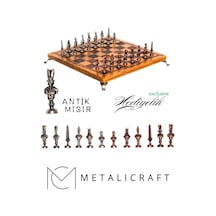 Mc32 Antik Mısır Figürlü Büyük Boy Metal Satranç Takımı - Lüks Hediyelik Satranç Takımı - 30x30cm