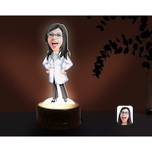 Kişiye Özel Kadın Doktor Karikatürlü Dekoratif 3D Biblo Led Işıkl Çok Renkli