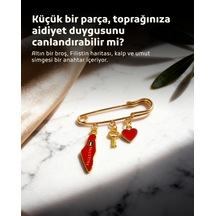 Kırmızı
