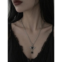 Gotik Kanatlı Kalp Figürlü Siyah Taşlı Metal Zincir Kolye Unisex Çok renkli