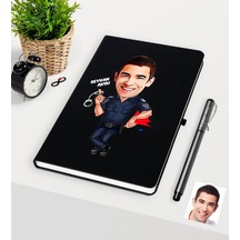 Kişiye Özel Bay Polis Karikatürlü Siyah Defter Kalem Seti - 2 Siyah