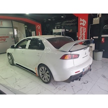 mitsubishi lancer spoiler ----fibersan tuning