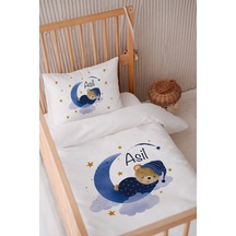 %100 Pamuk Saten Isme Özel Isimli 100x150 Bebek Yatak Nevresim Seti Ayda Uyuyan Pijamalı Ayıcık