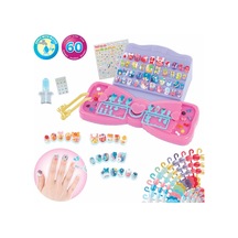 Aquabeads Tasarla Ve Sergile Tırnak Atölyesi