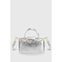 Housebags Metalik Gümüş Çok Yönlü Pu Deri Çapraz Askılı Çanta GÜmüş Housebags Metalik Gümüş Çok Yönlü Pu Deri Çapraz Askılı Çanta GÜmüş