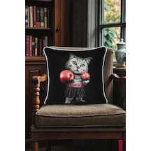 Kırlent Kılıfı Boksör Kedi Desenli 45x45 Raşel Örme Kadife Çift Taraflı Dijital Baskı Beyaz Biyeli Çok Renkli