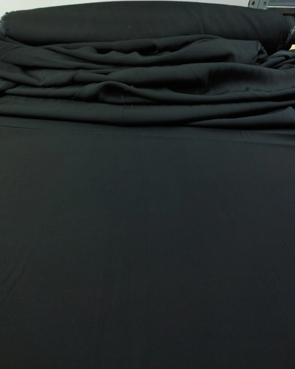 Dokuma Akışkan Siyah En: 155 Cm-1281 Renkli