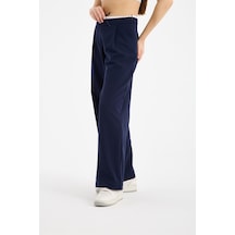 Gugus Kadın Wide Leg Kumaş Bol Paça Pantolon Beli Bağcıklı Beyaz Garni Detaylı Fermuar Kapamalı Lacivert