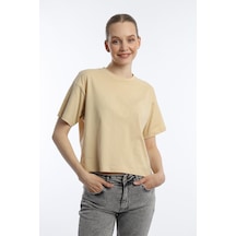 Kadin Oversize Fit Crop Tişört Bej Kadin Oversize Fit Crop Tişört Bej