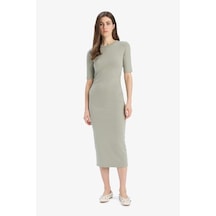 DeFacto Bodycon Vücudu Saran Bisiklet Yaka Ribana Kısa Kollu Midi Elbise E6003AX25SPKH234
