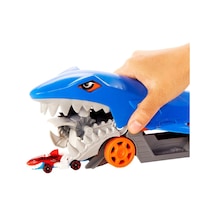 Hot Wheels Köpek Balığı Taşıyıcı