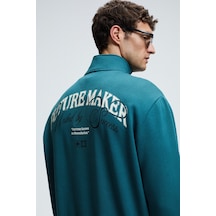 MERRICK Erkek Sırt Baskılı Cebi Nakışlı Yarım Fermuarlı Kolu Lastikli Dik Yaka Regular Fit Yeşil Swe