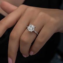Gümüş Baget Taşlı Kadın Yüzük T8300 Gümüş Gümüş Baget Taşlı Kadın Yüzük T8300 Gümüş
