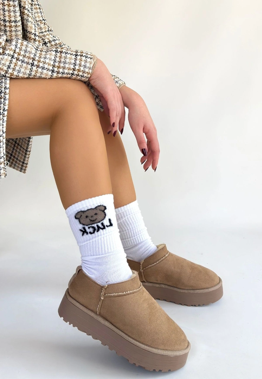 Mitay Bej Süet Bot Resimdeki Renk