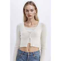 Defacto Regular Fit Crop Düğmeli V Yaka Triko Hırka A2076AX24SP Ekru
